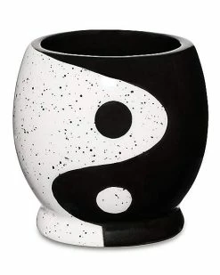 New 🔔 Yin Yang Molded Shot Glass - 3 oz. ⌛